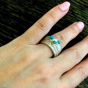 Fidget turquoise antistress mobile ring with 5 mobile twist rings